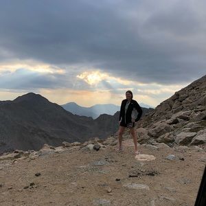 Meet your Posher, Andrea